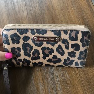 SUPER nice Leopard Michael Kors Wristlet Wallet